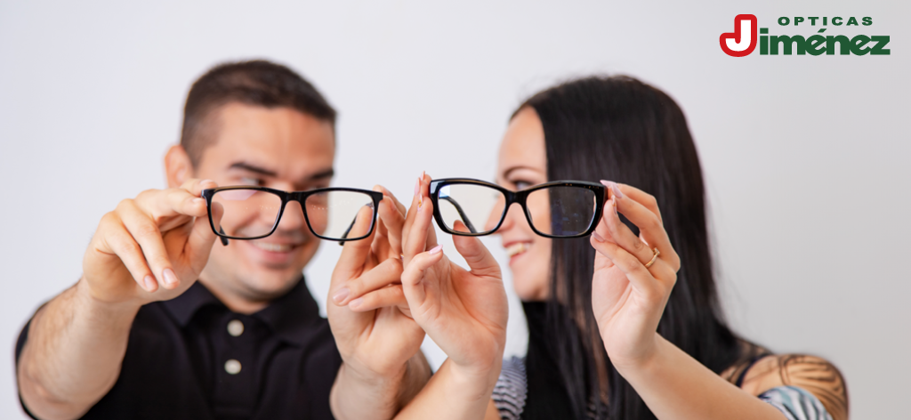 Pareja con Lentes